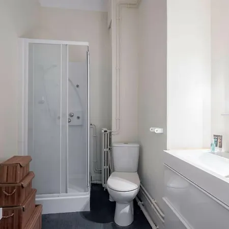 Le Palais Thermal: T2 De 75m2 Spacieux Et Moderne Appartement *